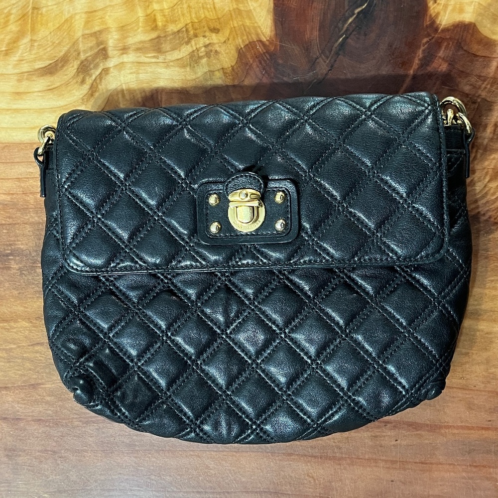 Marc Jacobs Quilted Leather Bag Shoulder Gold Chain Snap Zip Authentic EUC Black